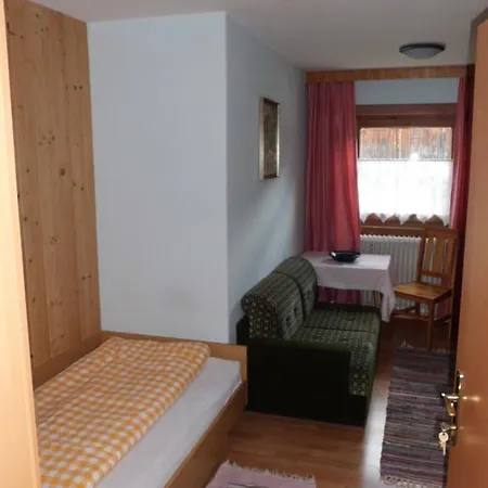 Oda ve Kahvaltı Landhaus Hofer